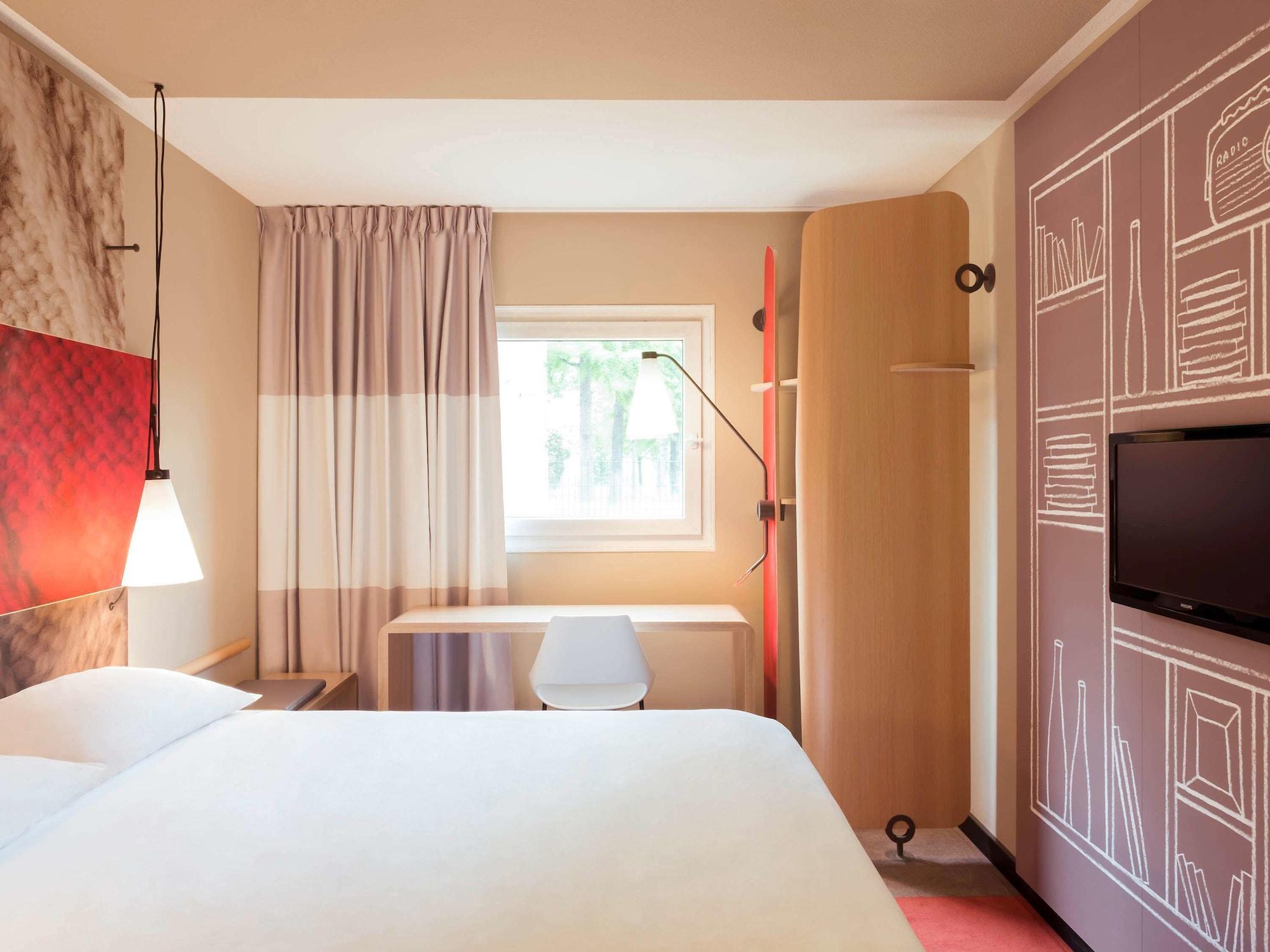 Ibis Aeroport Bale Mulhouse Hotel Saint-Louis  Bagian luar foto