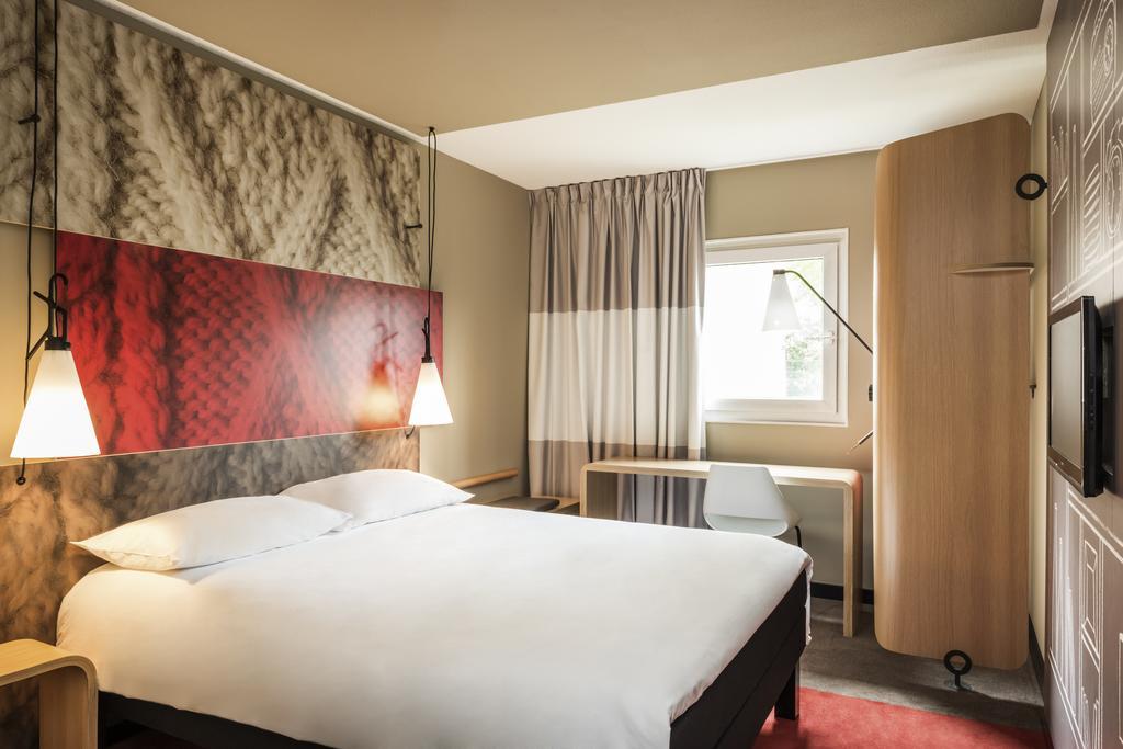 Ibis Aeroport Bale Mulhouse Hotel Saint-Louis  Bagian luar foto